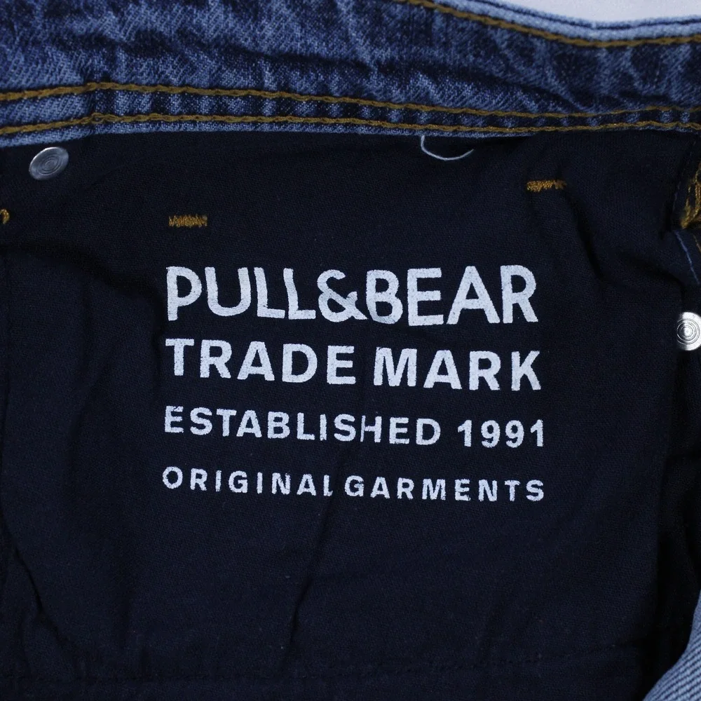 Pull & Bear Men's Jeans - Medium Blue - Tapered - Size 32
